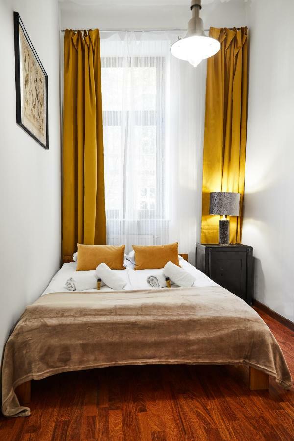 קרקוב Patterned Apartment Zyblikiewicza Street מראה חיצוני תמונה